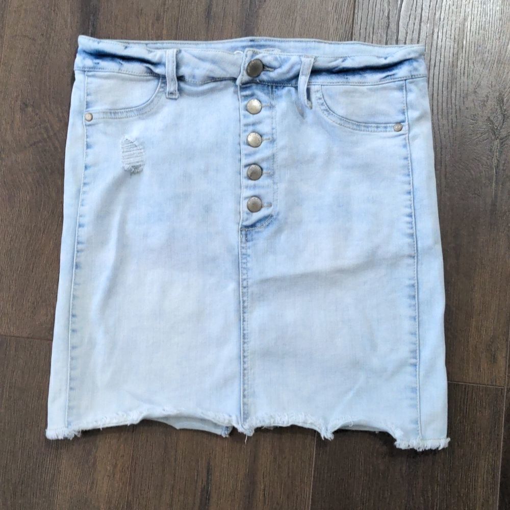 CP Jeans by Celebrity Pink Exposed‎ Button Fly Denim Skirt size 3